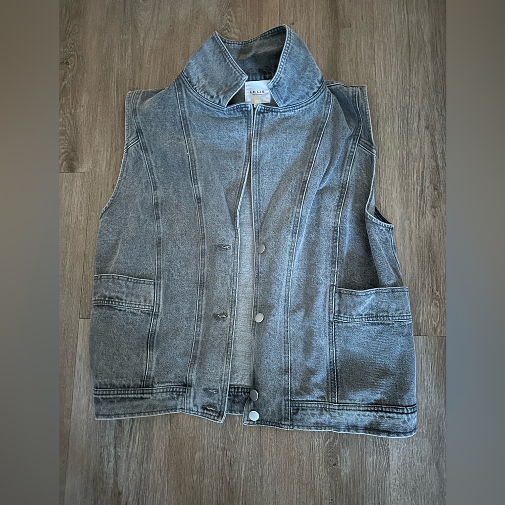 Vici 100% cotton denim vest in grey